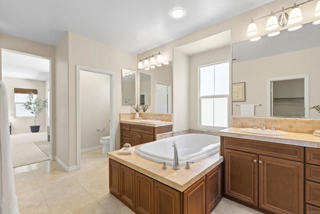 624 Weatherstone Way, San Marcos, CA 92078