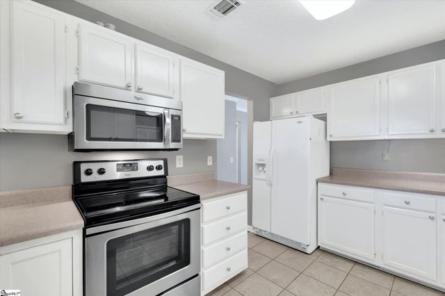 212 Lakeside Circle, Greenville, SC 29615