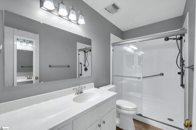 212 Lakeside Circle, Greenville, SC 29615