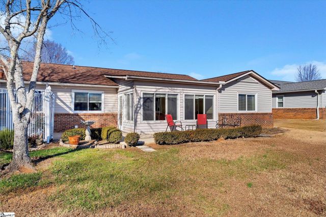 212 Lakeside Circle, Greenville, SC 29615