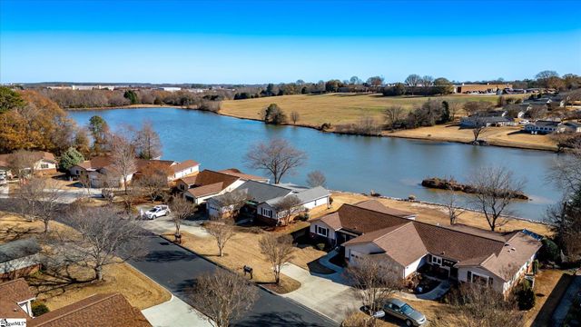 212 Lakeside Circle, Greenville, SC 29615