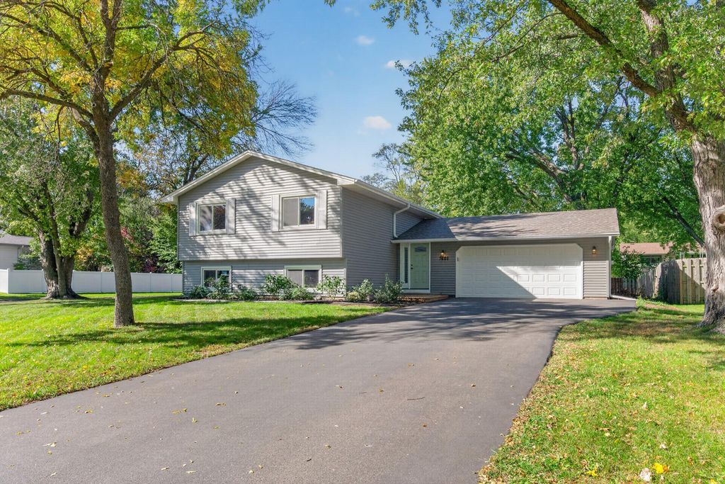 7401 James Avenue N, Brooklyn Park, MN 55444 — exterior