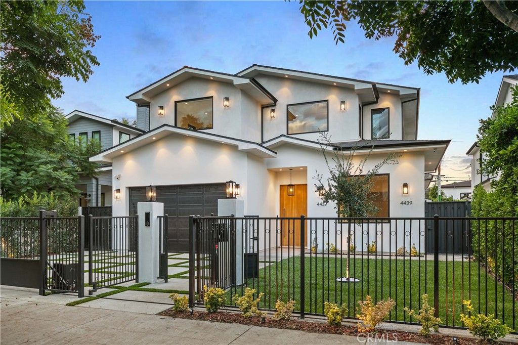 4437 Calhoun Avenue, Sherman Oaks, CA 91423 — exterior