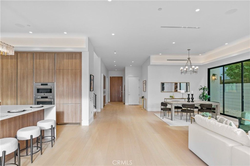 4437 Calhoun Avenue, Sherman Oaks, CA 91423 — photo 5