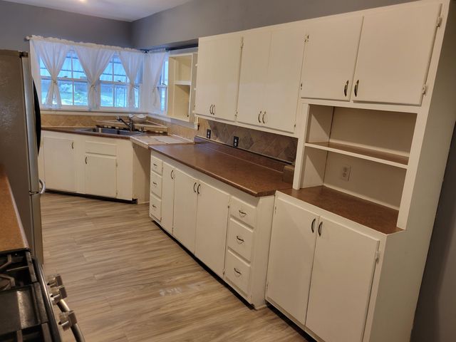 1282 S Minneapolis, Wichita, KS 67211