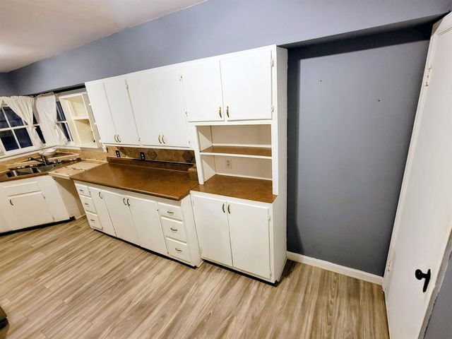 1282 S Minneapolis, Wichita, KS 67211