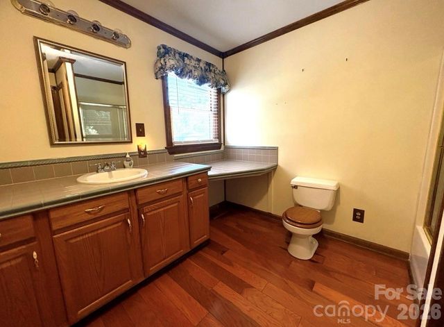 3253 US 70 Highway W, Marion, NC 28752