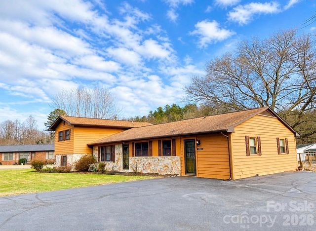3253 US 70 Highway W, Marion, NC 28752