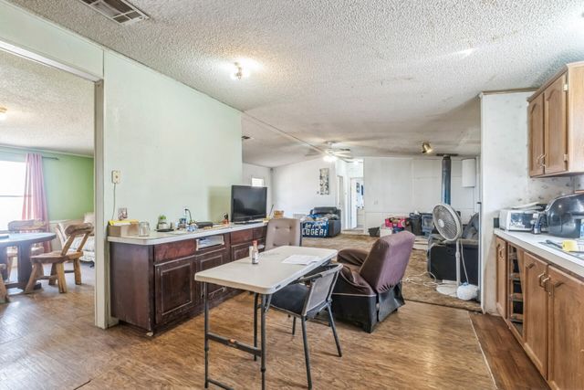 47 Turner Drive, Los Lunas, NM 87031