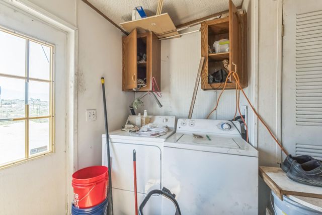 47 Turner Drive, Los Lunas, NM 87031