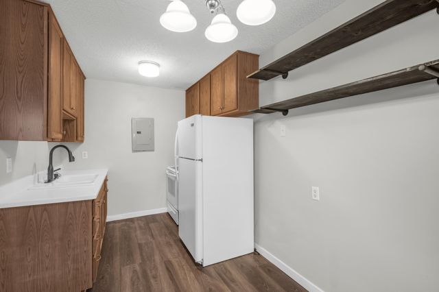 3522 Harriet Avenue 106, Minneapolis, MN 55408