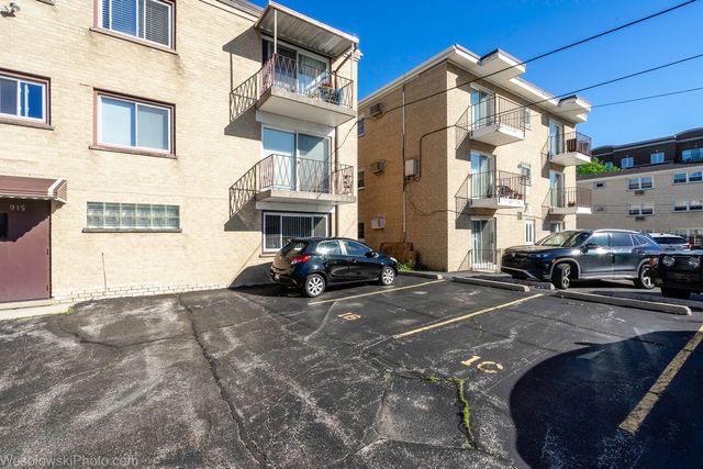 915 Graceland Avenue 1C, Des Plaines, IL 60016
