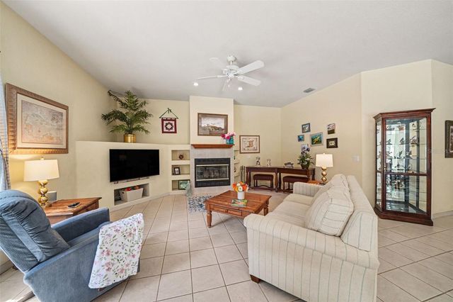 16731 SE 181ST TERRACE, Weirsdale, FL 32195