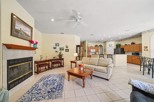 16731 SE 181ST TERRACE, Weirsdale, FL 32195