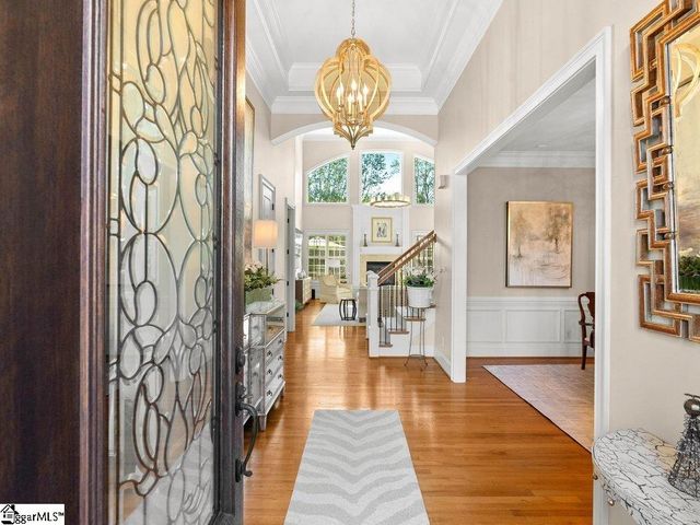 612 Brixton Circle, Simpsonville, SC 29681