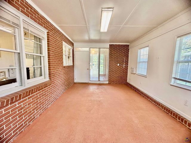 203 Woodland Drive, Warner Robins, GA 31088
