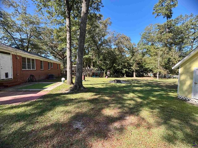 203 Woodland Drive, Warner Robins, GA 31088