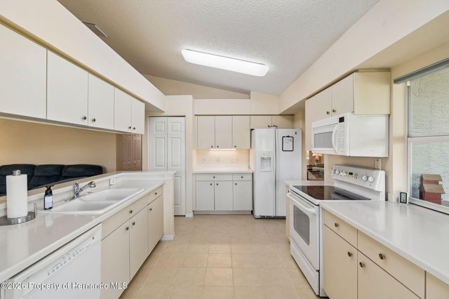 18508 Grand Club Drive, Hudson, FL 34667