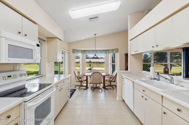 18508 Grand Club Drive, Hudson, FL 34667
