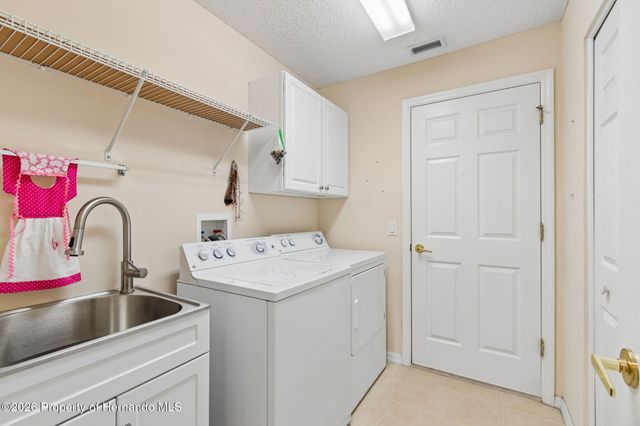 18508 Grand Club Drive, Hudson, FL 34667