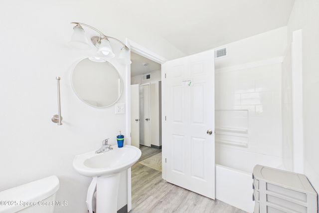 1340 S Wickham Road, Melbourne, FL 32904