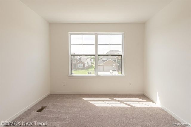 2001 Crested Butte Drive, White Lake, MI 48383