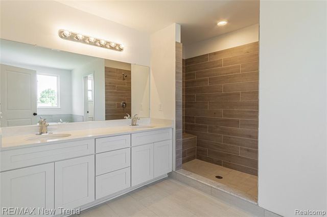 2001 Crested Butte Drive, White Lake, MI 48383