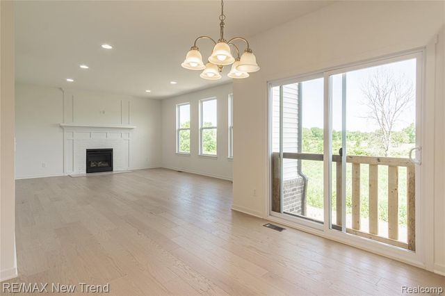 2001 Crested Butte Drive, White Lake, MI 48383