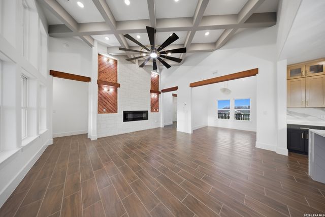 207 Hidden Ranch, Floresville, TX 78114