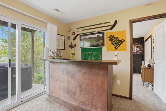 456 RJ Drive, Tiffin, IA 52340