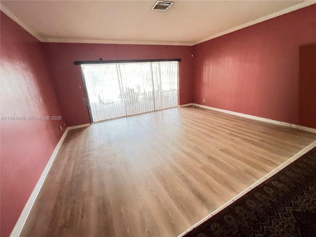 5171 SW 20th St, Plantation, FL 33317