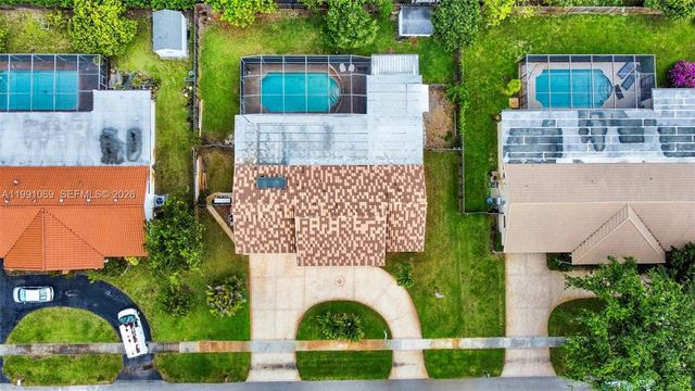 5171 SW 20th St, Plantation, FL 33317