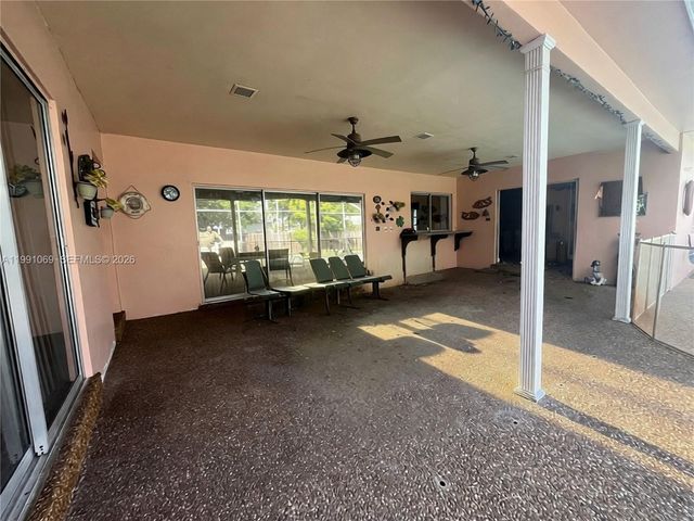 5171 SW 20th St, Plantation, FL 33317