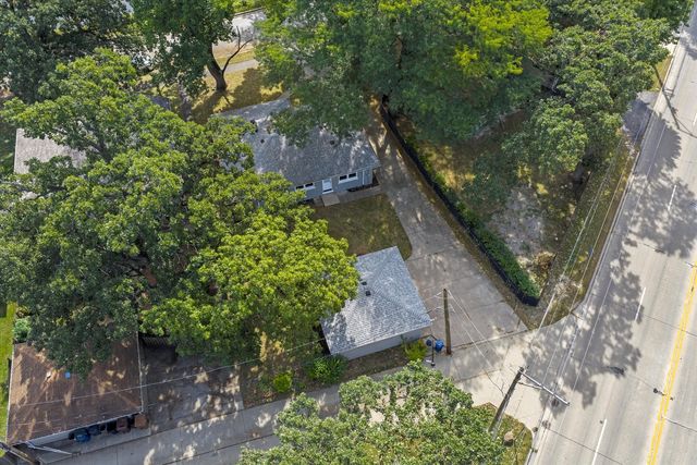 9624 W Shore Drive, Oak Lawn, IL 60453