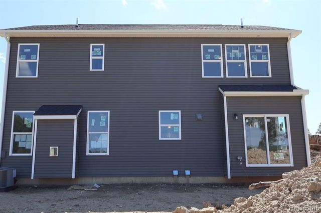 27111 Gallop Way, Saline, MI 48176