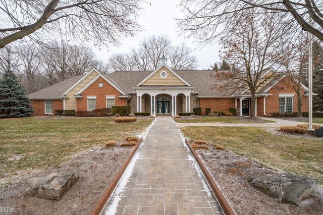 4287 Berkshire Drive, Sterling Heights, MI 48314