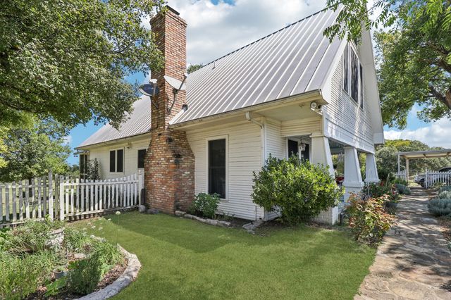 1590 Airport Road, Aledo, TX 76008