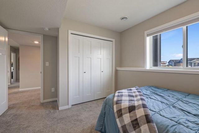 729 Tall Grass Lane, Wanamingo, MN 55983