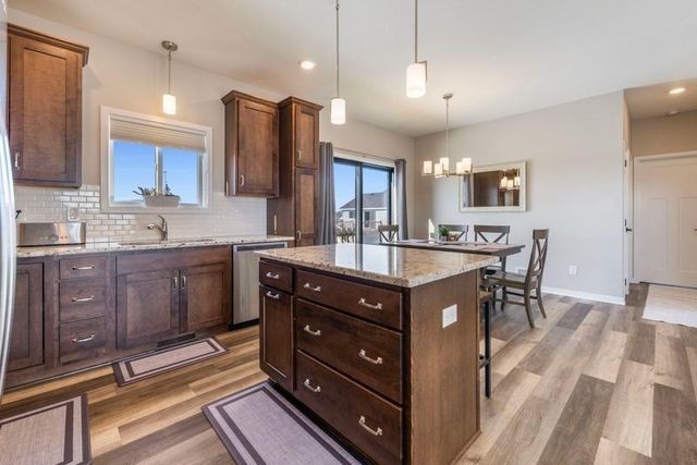 729 Tall Grass Lane, Wanamingo, MN 55983