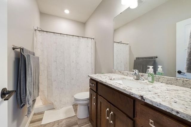 729 Tall Grass Lane, Wanamingo, MN 55983