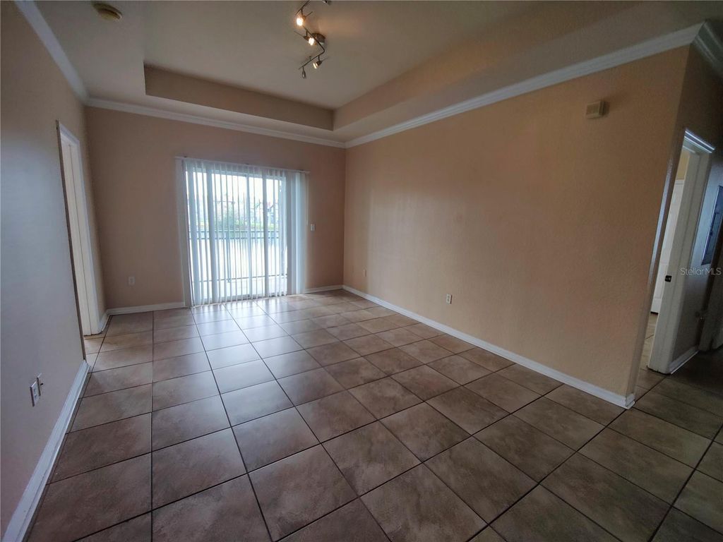 Image 11 of property listing at 3737 CASTLE PINES LANE 4424, Orlando, FL 32839