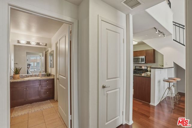 100 S Alameda Street 401, Los Angeles, CA 90012