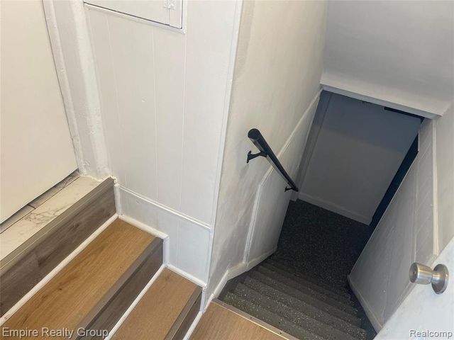 6111 Faust Avenue, Detroit, MI 48228