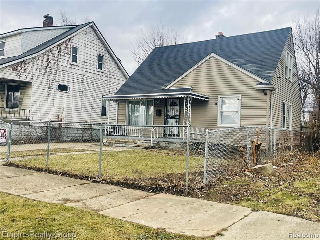 6111 Faust Avenue, Detroit, MI 48228