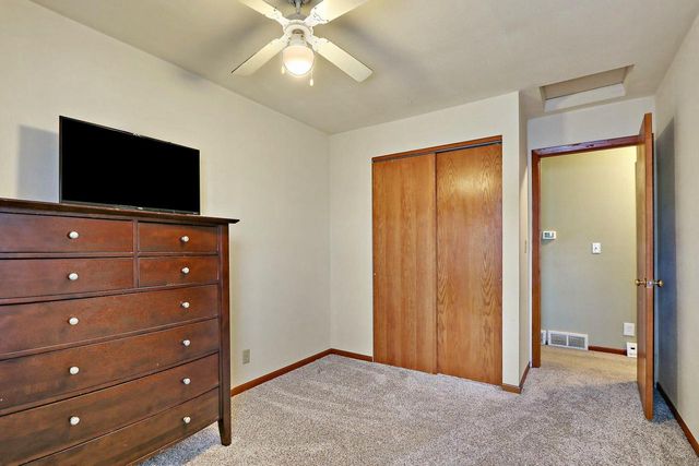 5433 68th STREET, Kenosha, WI 53142