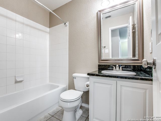 3202 Eisenhauer Rd Unit 101, San Antonio, TX 78209