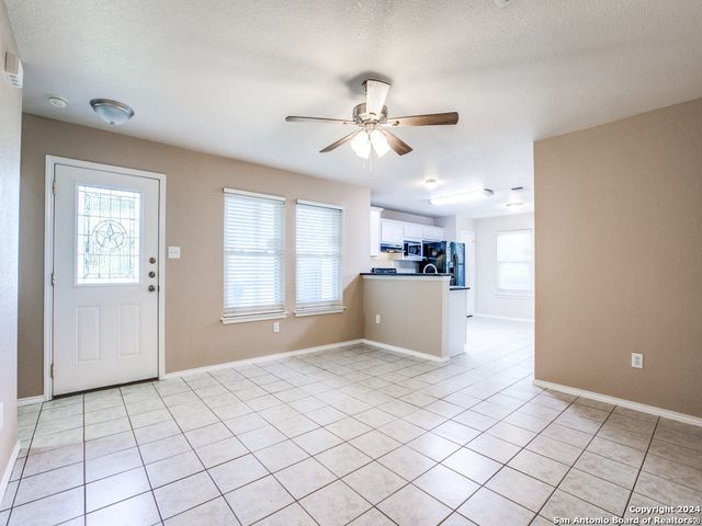 3202 Eisenhauer Rd Unit 101, San Antonio, TX 78209