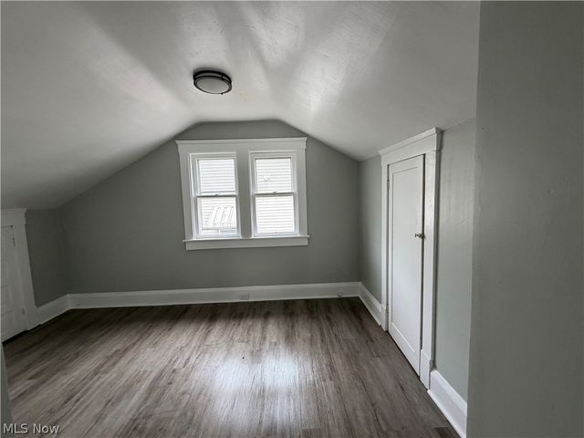 121 E 205th Street, Euclid, OH 44123