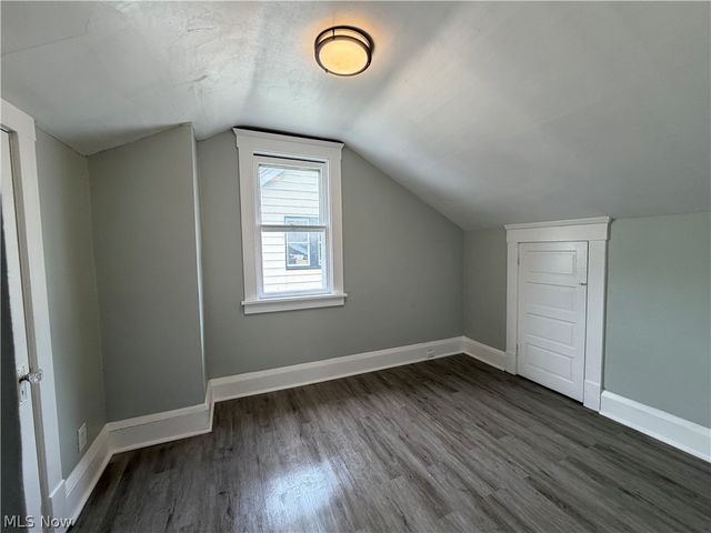 121 E 205th Street, Euclid, OH 44123