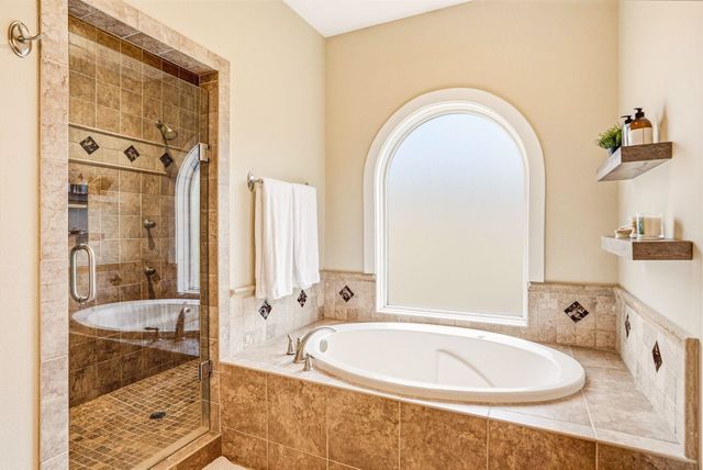10707 N Fleetwood Ct, Spokane, WA 99208